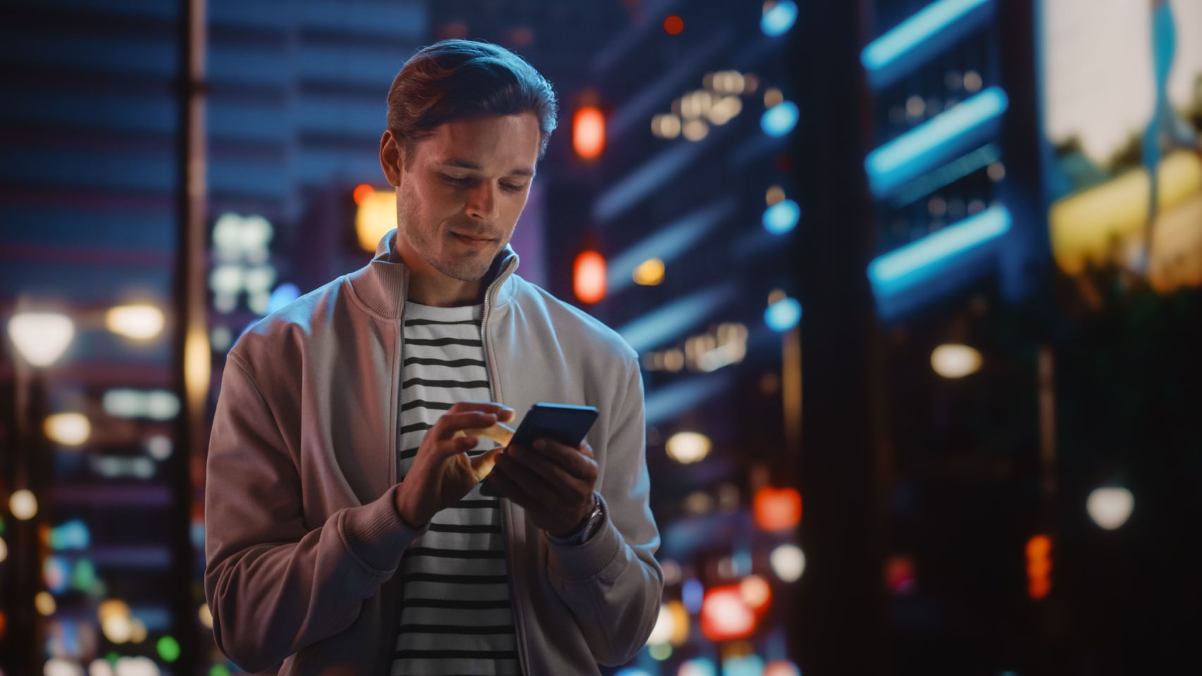 Man engaging in matched betting in the USA