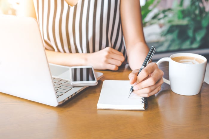 female freelance writer-1