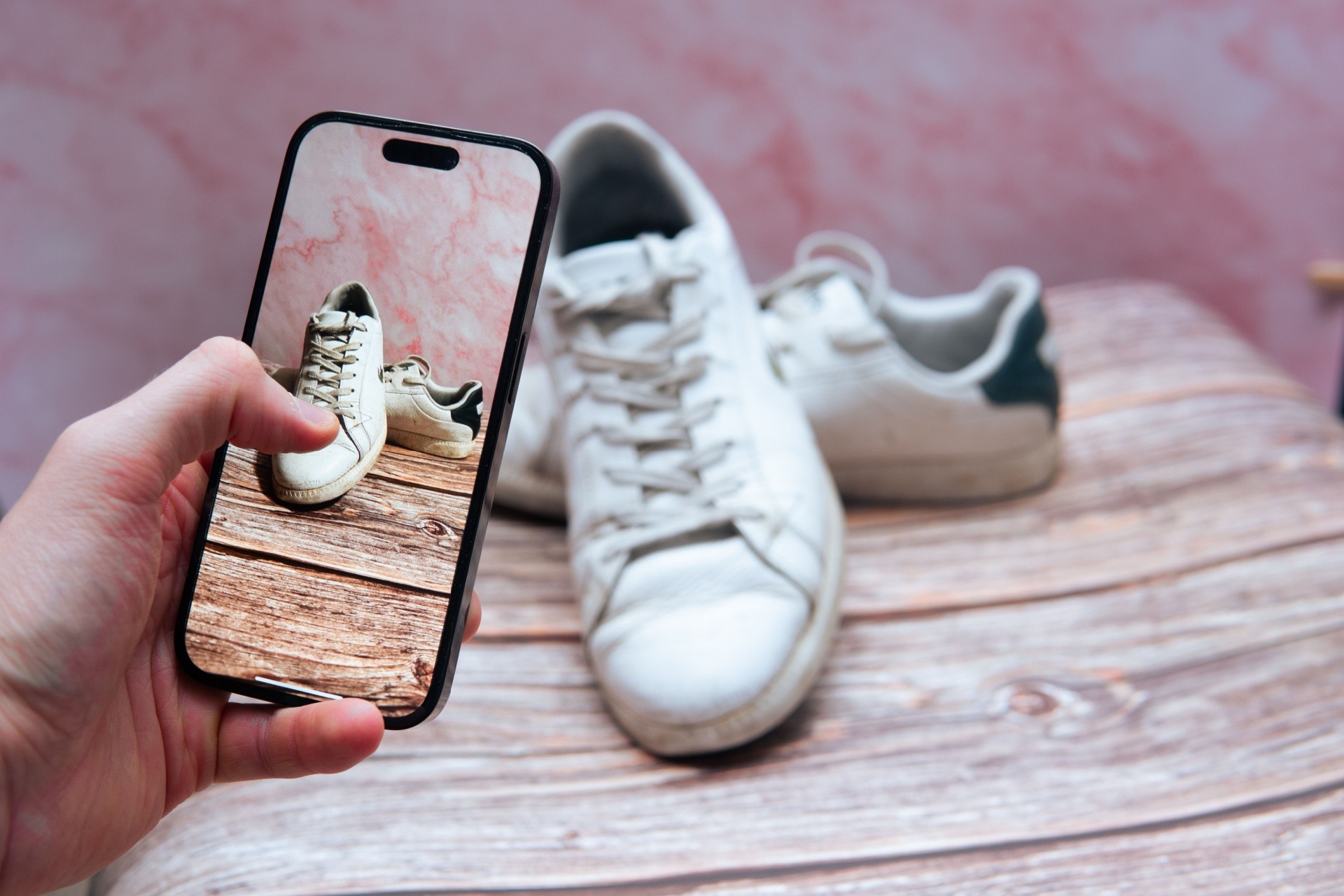 taking a picture of your shoes o sell online 